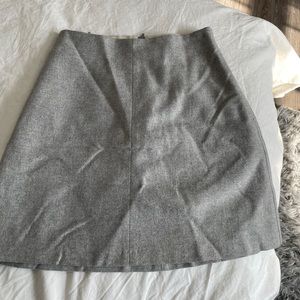 ARITZIA CLASSIC MINI SKIRT